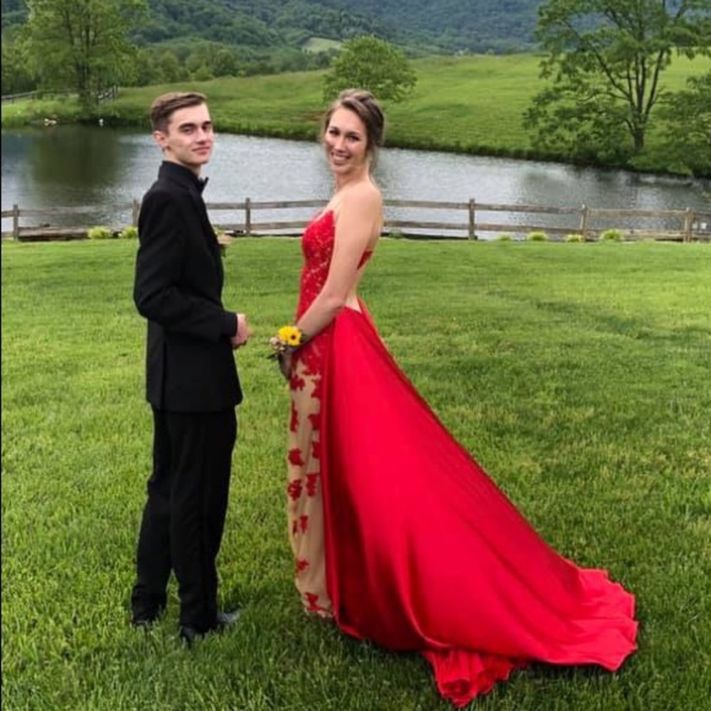 Sherri Hill Red Gown size 4